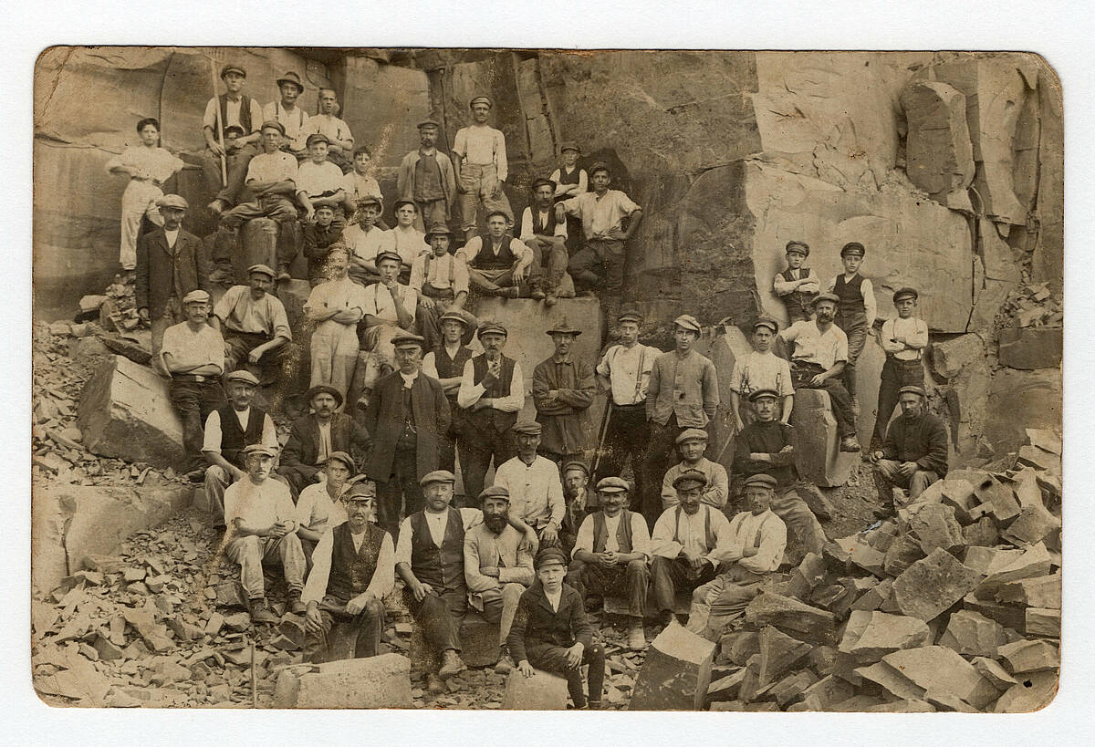 Steinbrucharbeiter in Lindlar, um 1900 – Foto: Sammlung Günter Jacobi/Archiv der Gemeinde Lindlar