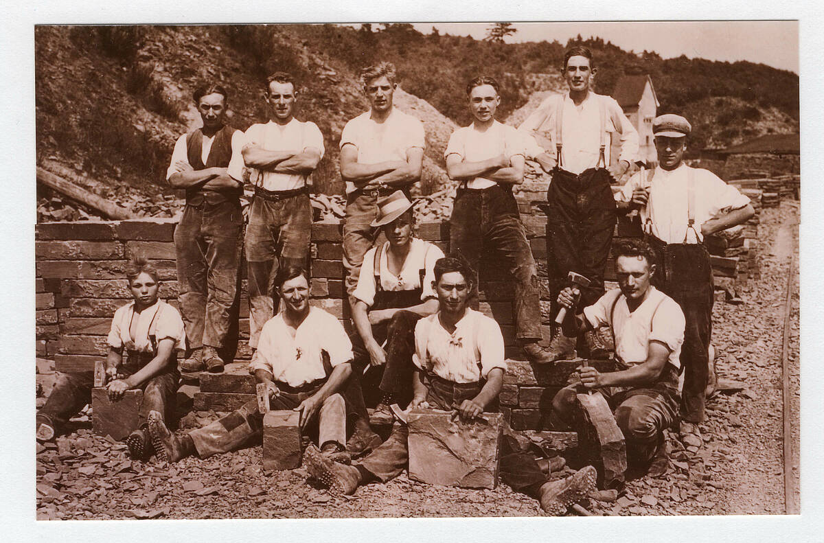 Steinbrucharbeiter am Brungerst, um 1930 – Foto: Archiv der Gemeinde Lindlar